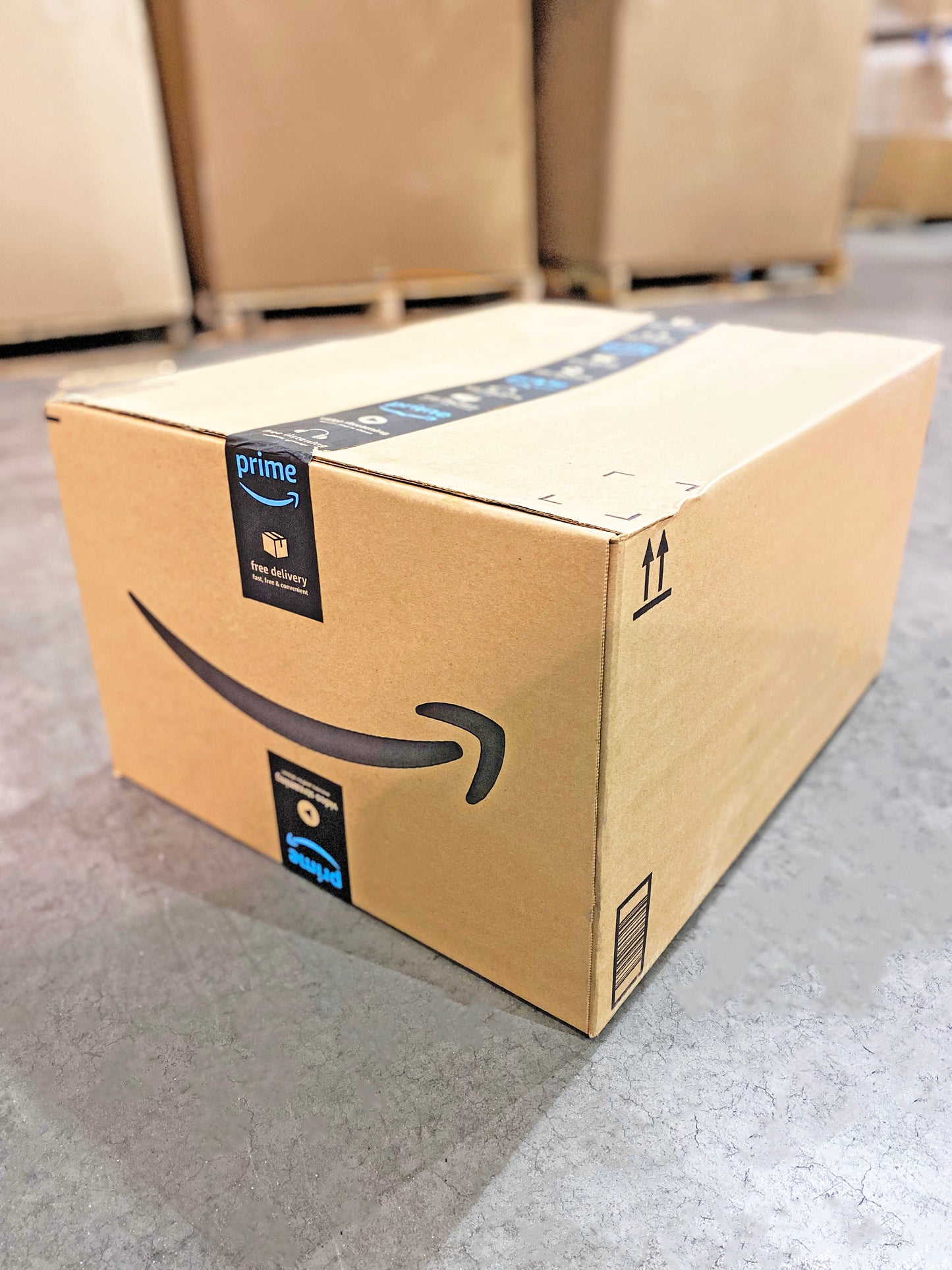 AMAZON MYSTERY BOX- VARIETY